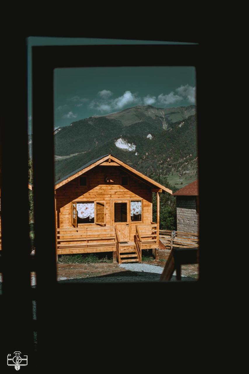 Mountain Cabins Mestia Eksteriør billede