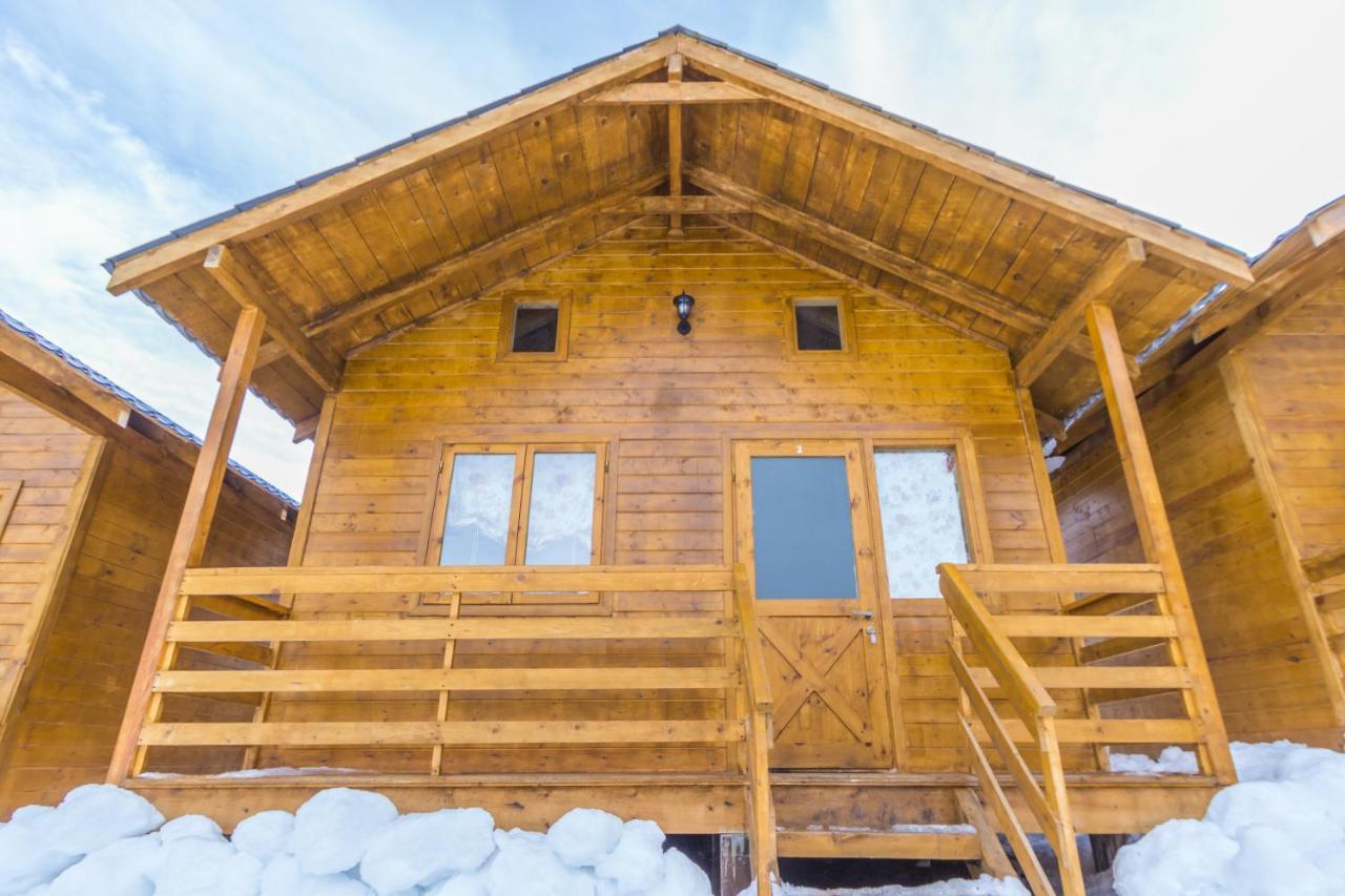 Mountain Cabins Mestia Eksteriør billede