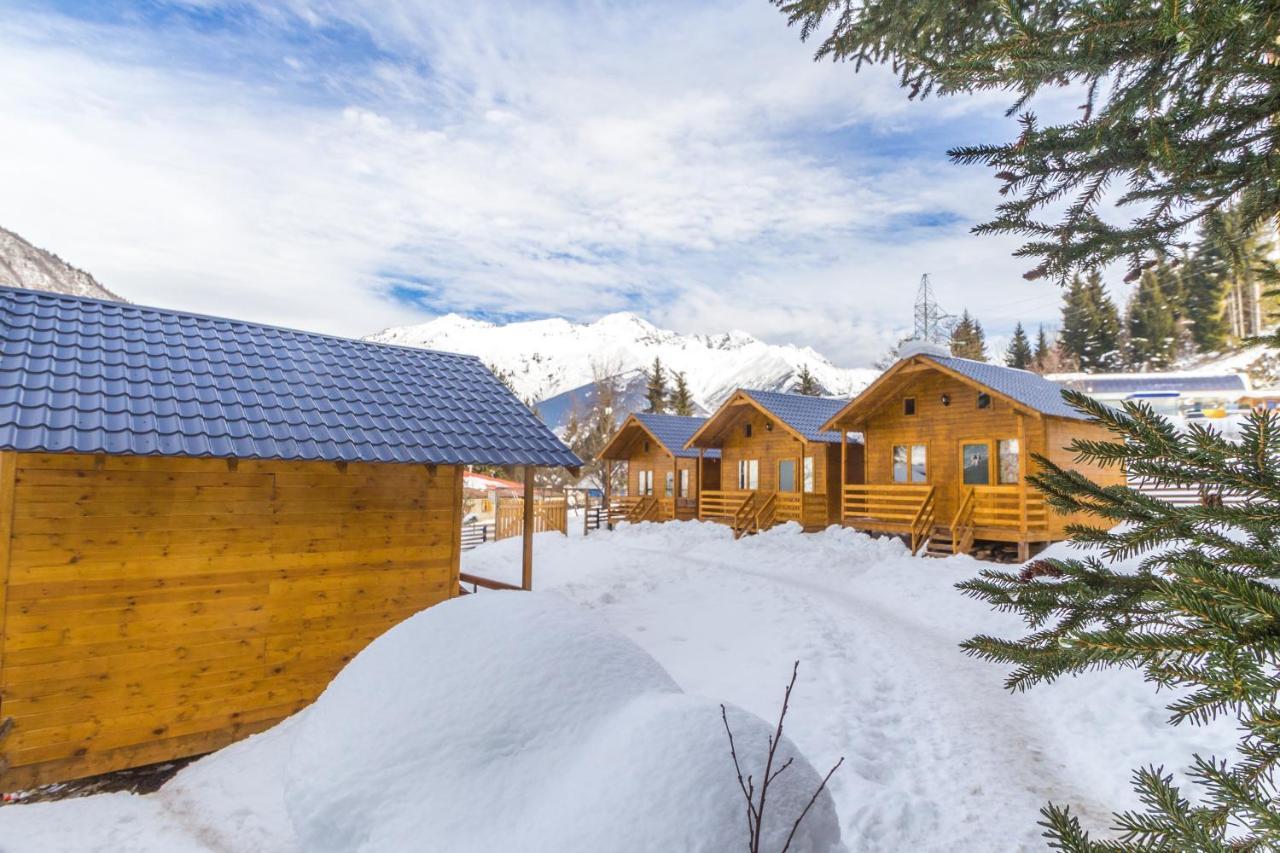Mountain Cabins Mestia Eksteriør billede
