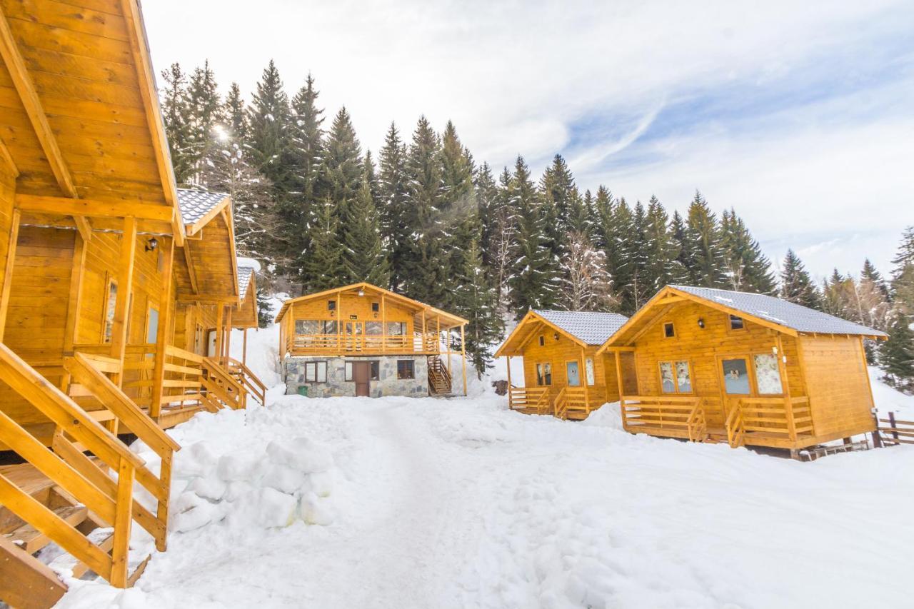 Mountain Cabins Mestia Eksteriør billede